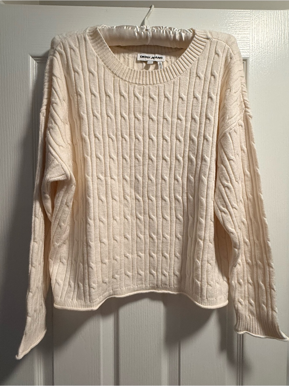 NWT Dkny Women's Cream Cable Knit Sweater